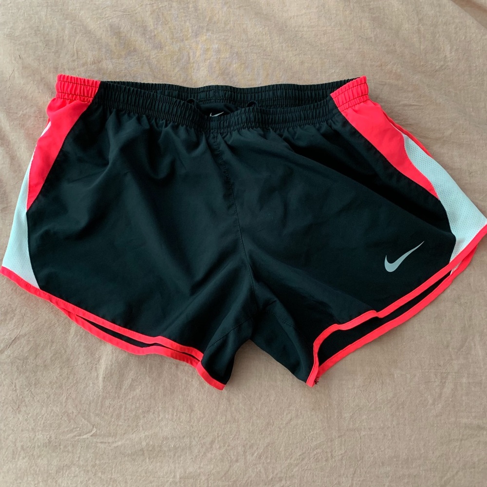 NWOT Nike dri fit shorts